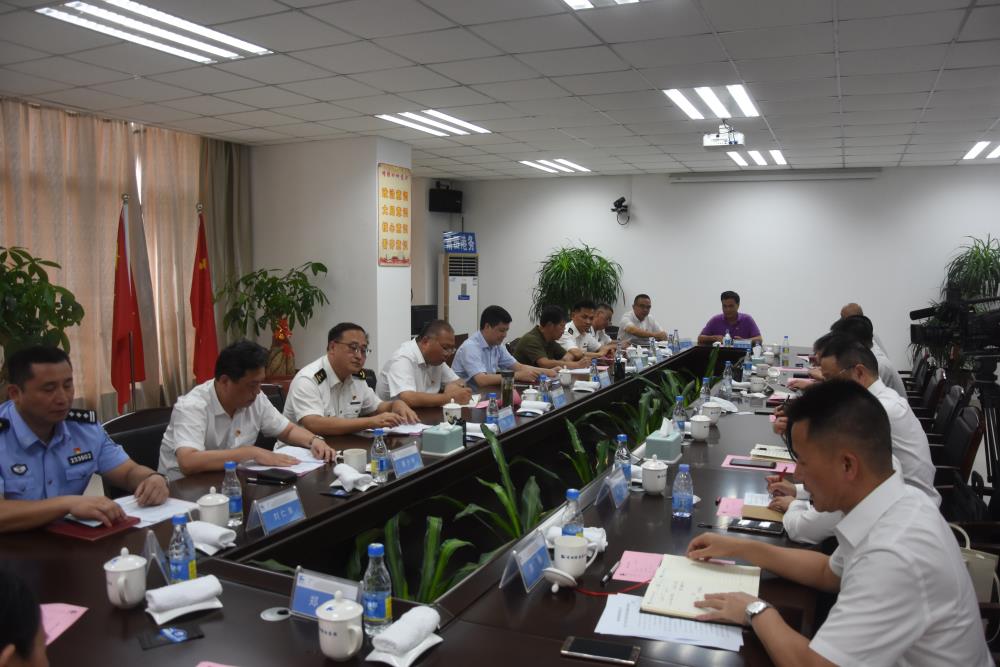 座談會.jpg 座談會.jpg