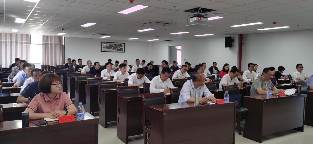 14張林誠授課2.jpg 14張林誠授課2.jpg