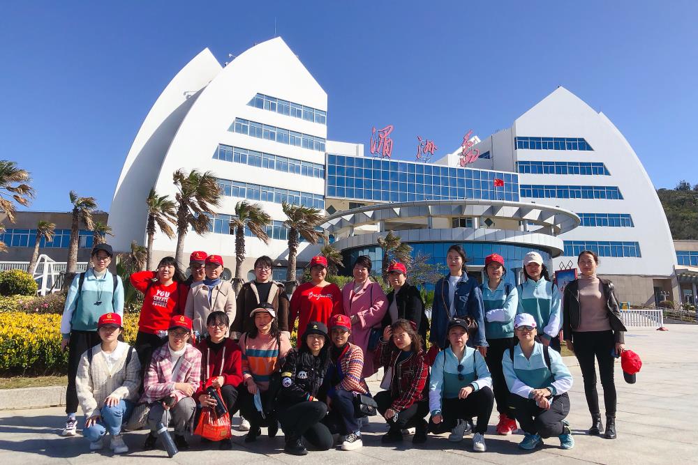 秀嶼.jpg 秀嶼.jpg