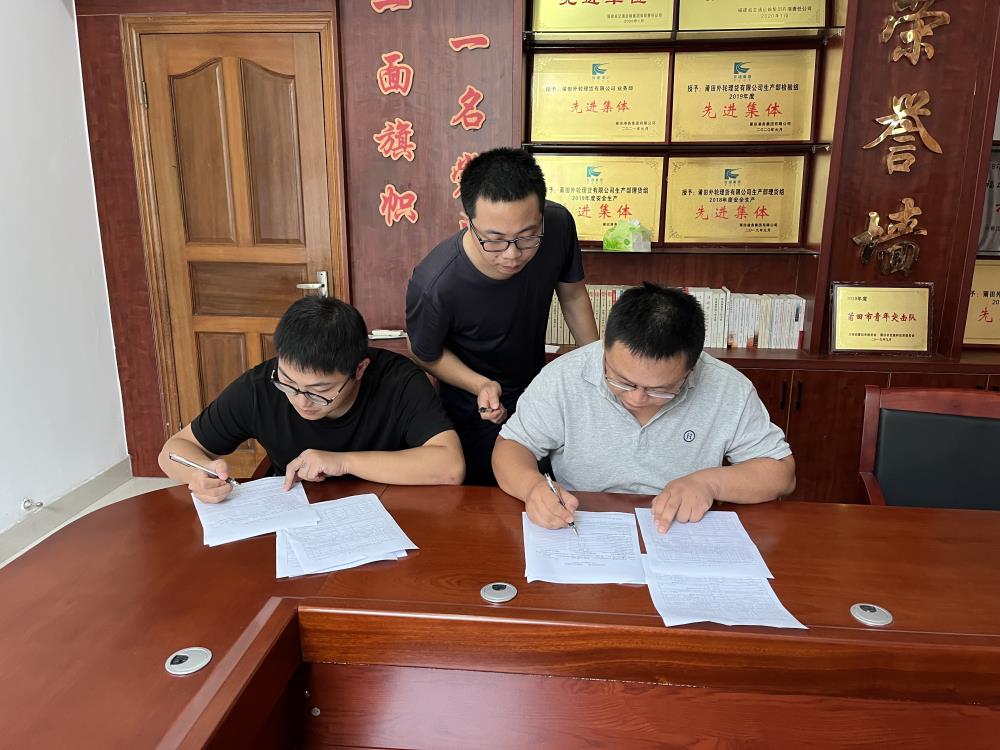 592b689c923ad7e26af3e97364050a8.jpg 592b689c923ad7e26af3e97364050a8.jpg