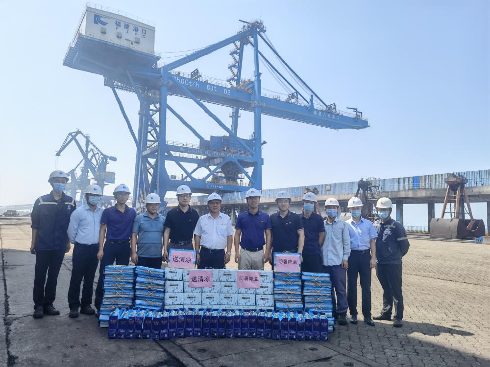 集團送清涼1.jpg 集團送清涼1.jpg