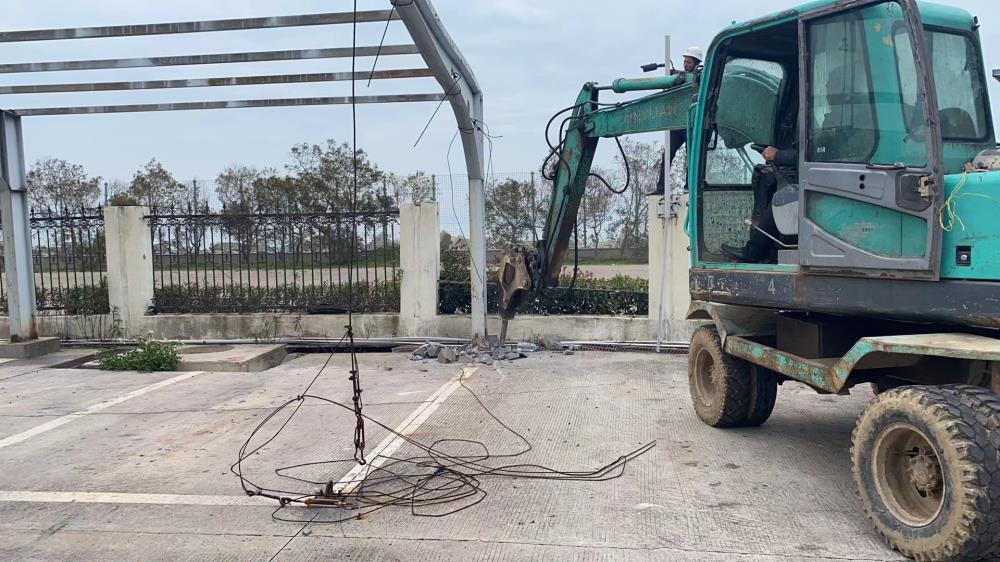 施工現(xiàn)場(chǎng)2.jpg 施工現(xiàn)場(chǎng)2.jpg