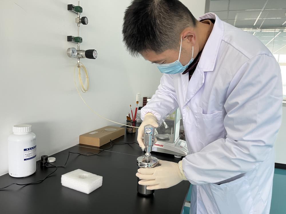 充氧氣.jpg 充氧氣.jpg