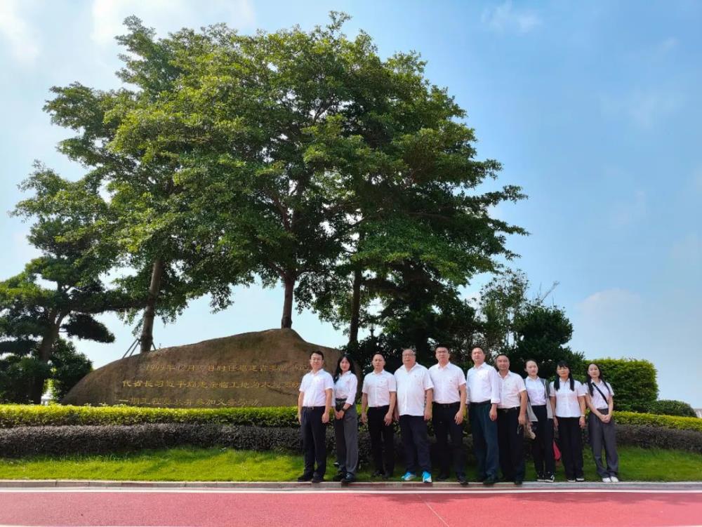 7e34c536badd933b0117c7dfe083a5ea.jpg 7e34c536badd933b0117c7dfe083a5ea.jpg