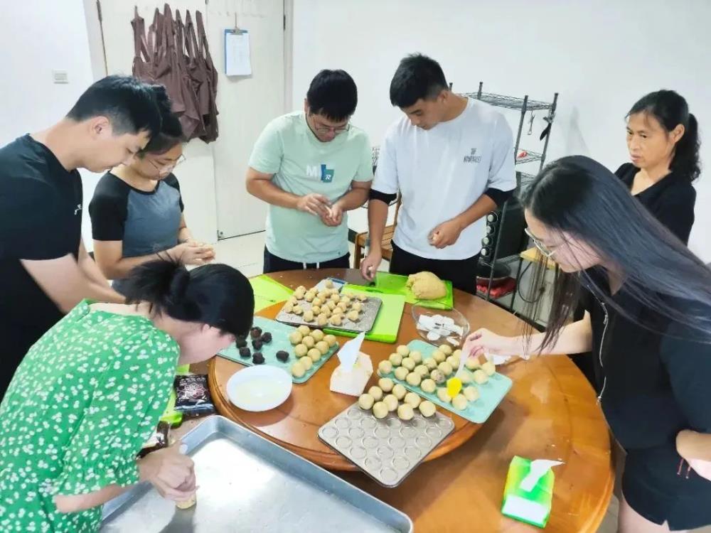 261382e452e7e9544965be3ff1274d90.jpg 261382e452e7e9544965be3ff1274d90.jpg