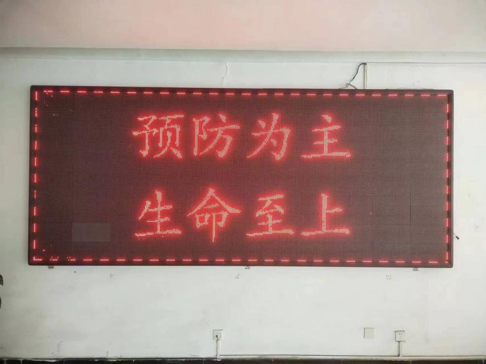 2b972ff530cc899f6abe1f4e53201ff.jpg 2b972ff530cc899f6abe1f4e53201ff.jpg