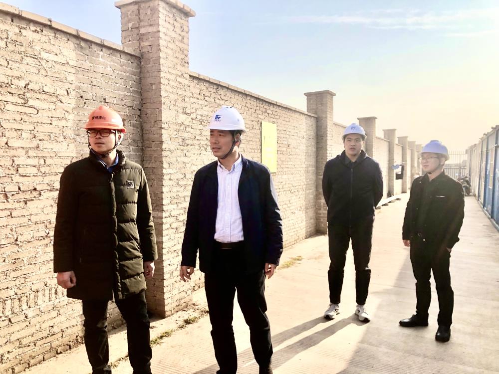 鄭總.jpg 鄭總.jpg